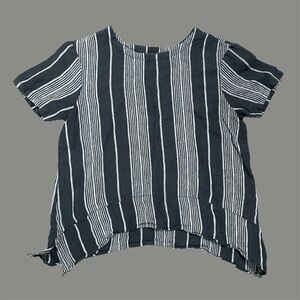 3/$25 Lord & Taylor gray and black linen striped shirt